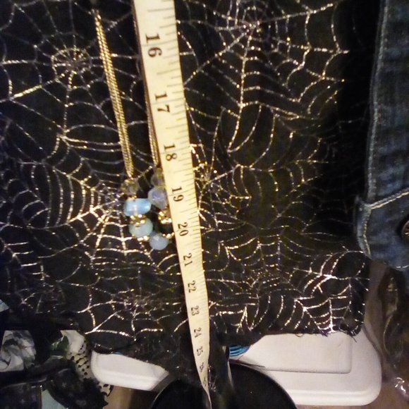 Silver tone necklace - Picture 10 of 10